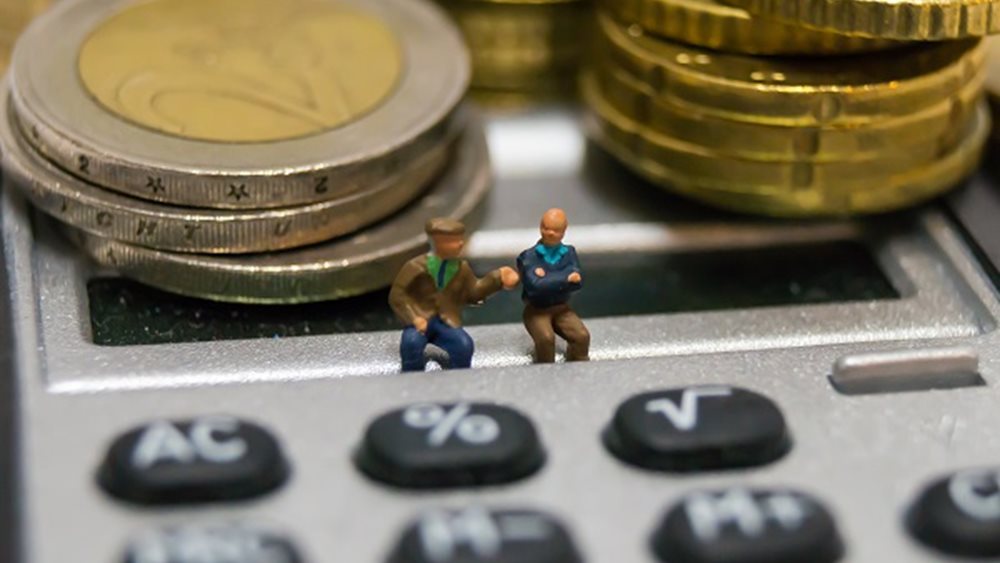 Εγκύκλιος προϋπολογισμού 2019: Κόβονται οι συντάξεις