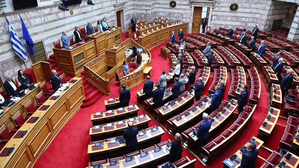 Βουλή: Η Ολομέλεια τίμησε τη μνήμη του Παύλου Μπακογιάννη