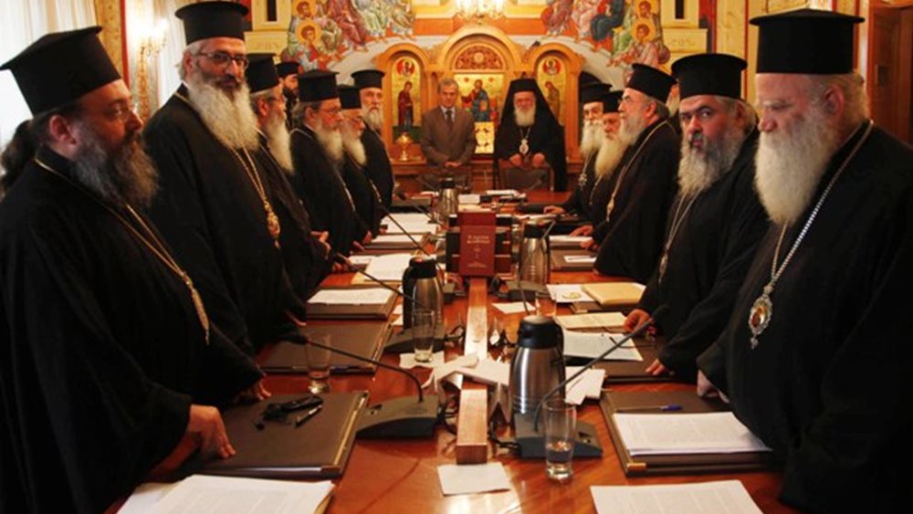 Ιερά Σύνοδος: Οι ναοί θα είναι ανοιχτοί μόνο για κατ΄ιδίαν προσευχή