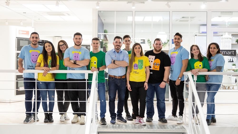 Το Πλαίσιο αυξάνει τον μισθό σε περισσότερους από 700 συνεργάτες του