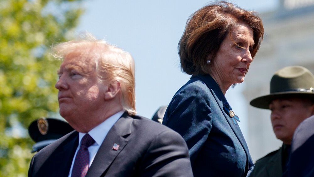 Τραμπ για Πελόζι: &quot;Κακιά γυναίκα&quot; που δεν ανταποκρίθηκε στα καθήκοντά της