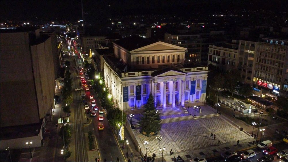 Στα χρώματα του εθελοντισμού φωτίστηκε όλη η Ελλάδα για την Διεθνή Ημέρα Εθελοντών από το Humanity Greece