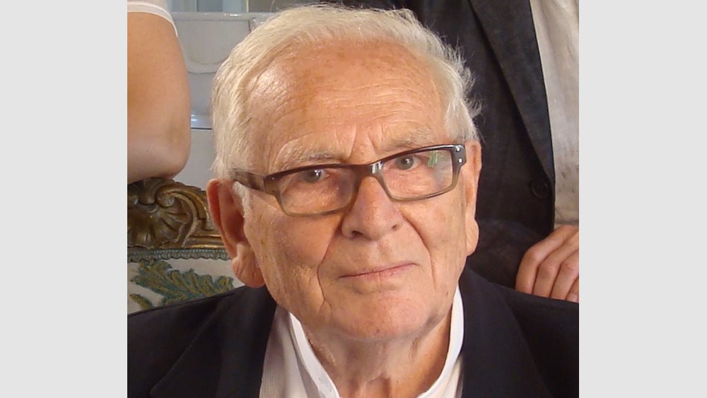 Έφυγε από τη ζωή ο διάσημος Γάλλος σχεδιαστής Pierre Cardin