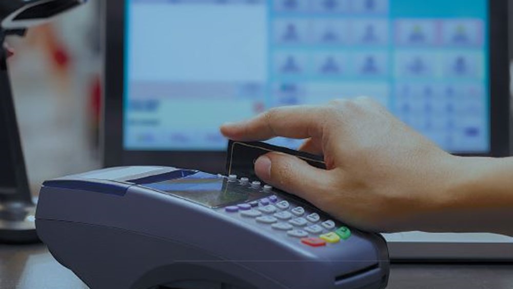 Τι έρχεται με το πλαστικό χρήμα