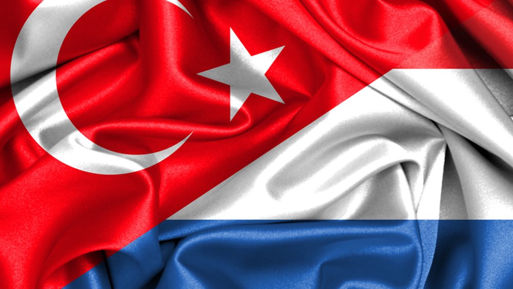 Μαίνεται ο διπλωματικός &quot;πόλεμος&quot; Ολλανδίας - Τουρκίας