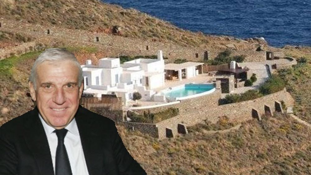 Ελέγχονται για κακούργημα Παπαντωνίου - Κουράκου για τη βίλα της Σύρου