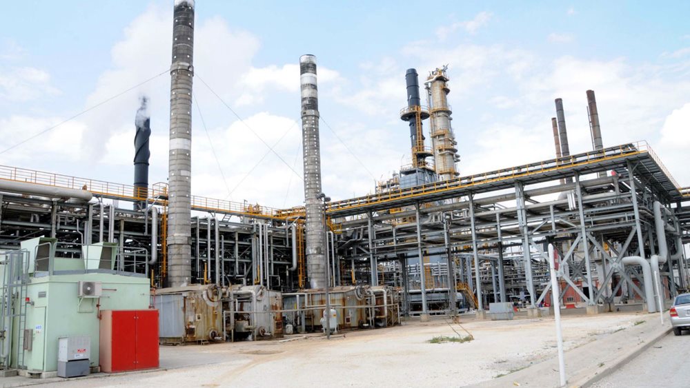 Τα ΕΛΠΕ άρχισαν τα  &quot;ψώνια&quot; από τη Rosneft