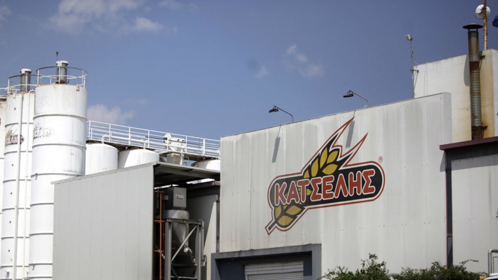 Η Καραμολέγκος αναβιώνει το brand Κατσέλης