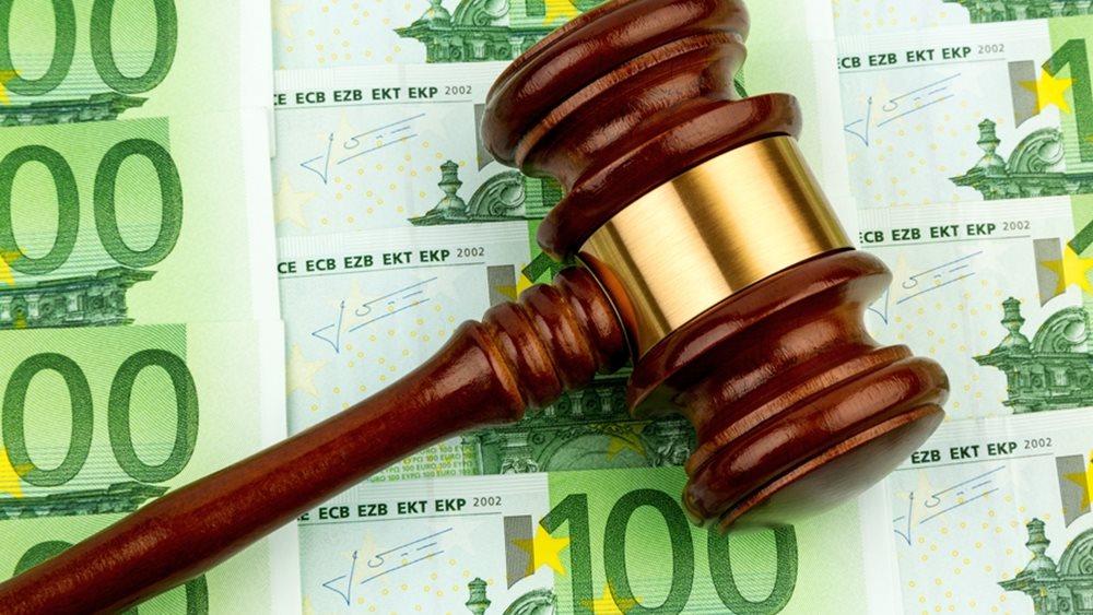 Πώς να γλιτώσετε από τις κατασχέσεις της εφορίας