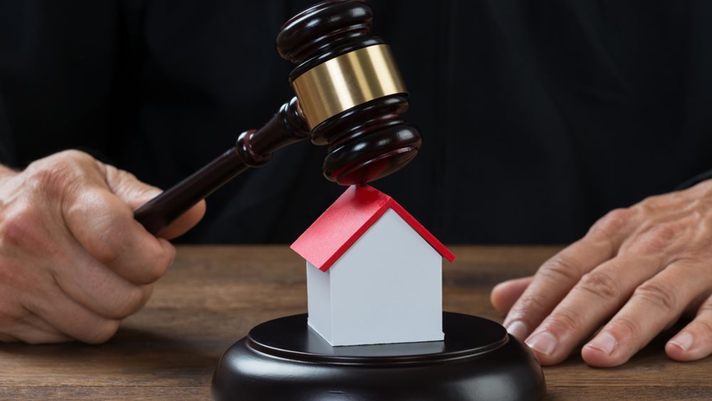 Αμόκ κατασχέσεων στην αγορά λόγω φόρο-οφειλών