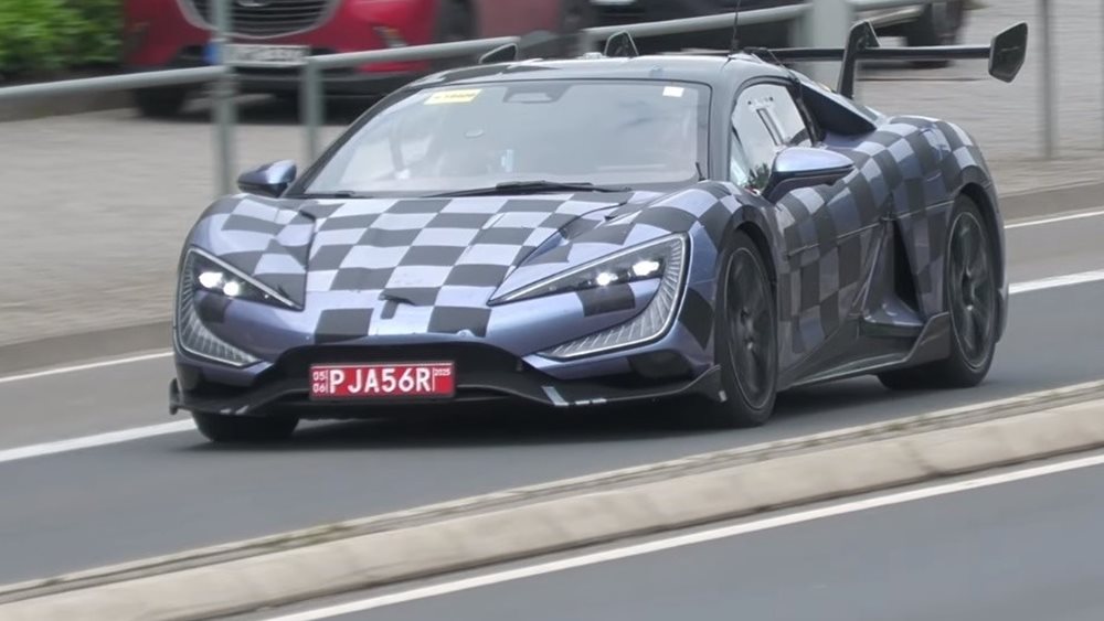 Το supercar &quot;φονιάς της Ferrari&quot; από την BYD μπήκε στο Nurburgring