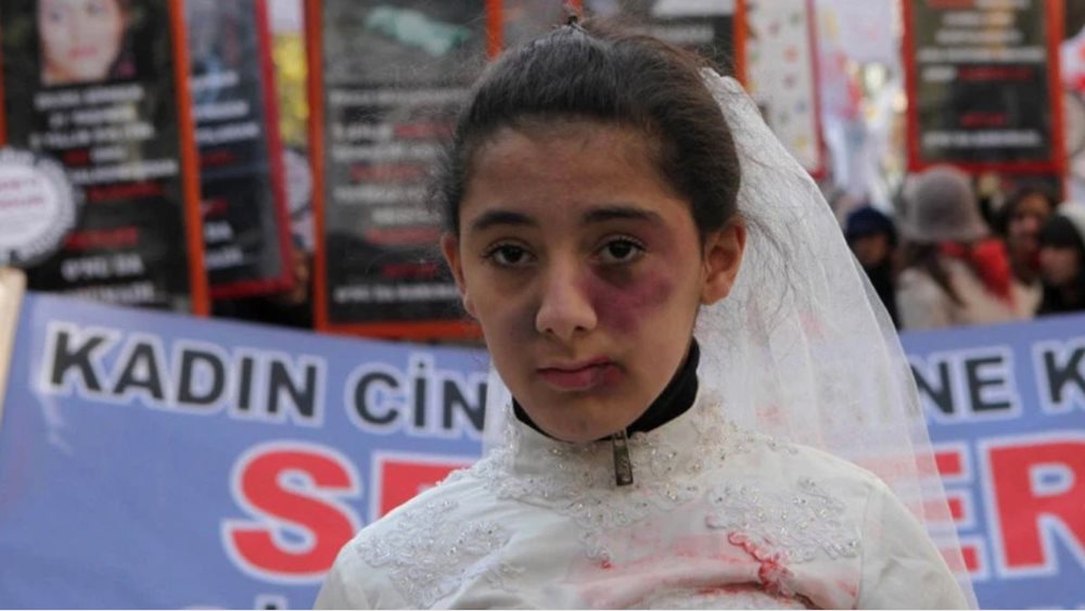 Αδιανόητο: Τουρκικό βιβλίο μαθαίνει τα παιδιά να βιάζουν για να εκδικηθούν και να εξευτελίσουν!