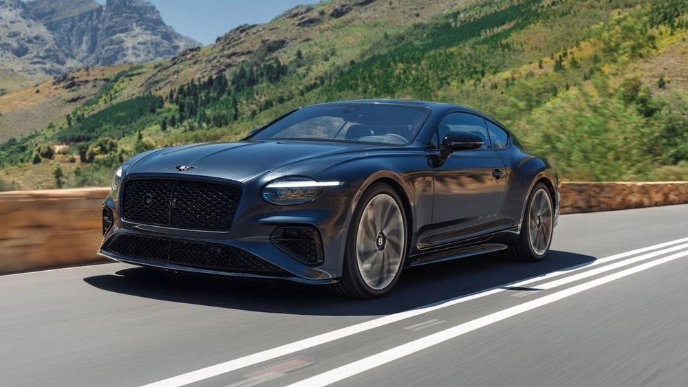 Η νέα Bentley Continental GT S αποχαιρετά τον W12 για έναν υβριδικό V8