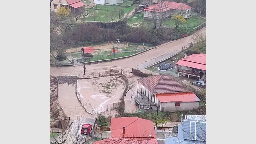 Τρίκαλα: Σοβαρά προβλήματα στα Μετέωρα από τις ισχυρές βροχοπτώσεις