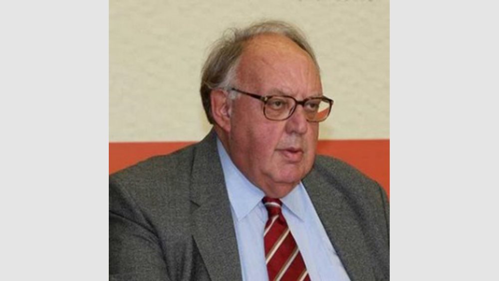 Θ. Πάγκαλος: Όποιος έχει όπλο να σκοτώνεται από την αστυνομία