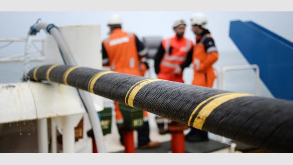 Καλώδιο Ελλάδας - Κύπρου: Περιμένοντας τους Αμερικανούς