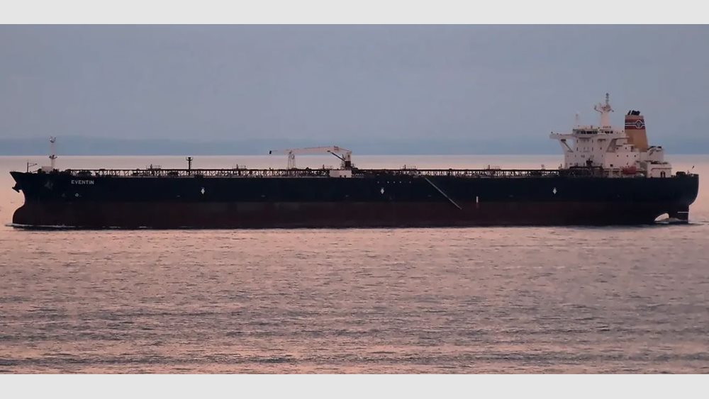 Η Γερμανία κατέσχεσε τάνκερ και τους 100.000 τόνους ρωσικού πετρελαίου που μετέφερε