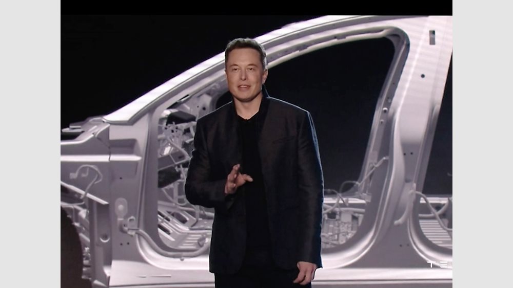 Η Tesla έρχεται στην Ελλάδα