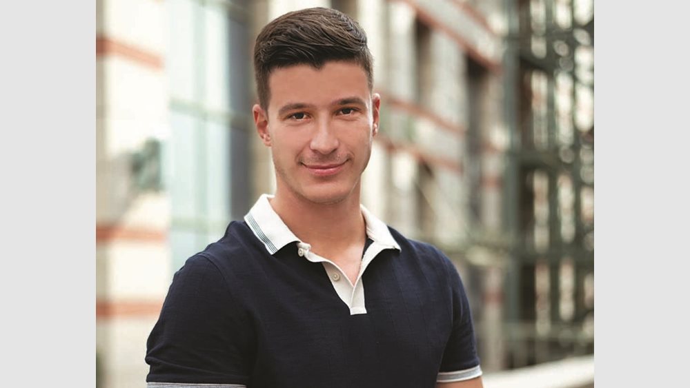 SERHARIS FITNESS: Από το γυμναστήριο στο γραφείο, ολιστικές λύσεις ευεξίας