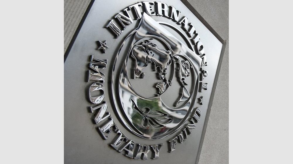 WSJ: Το ΔΝΤ αμφισβητεί το πλεόνασμα του 2015