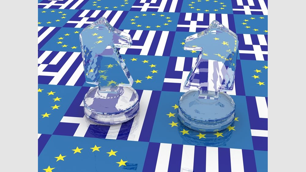 Αφορολόγητο - "πασπαρτού" για το κενό του 2018 και για τον "κόφτη"