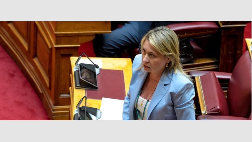 Αναδίπλωση Χρ. Αλεξοπούλου μετά το άδειασμα Μητσοτάκη για "το τζάμπα πέθανε"