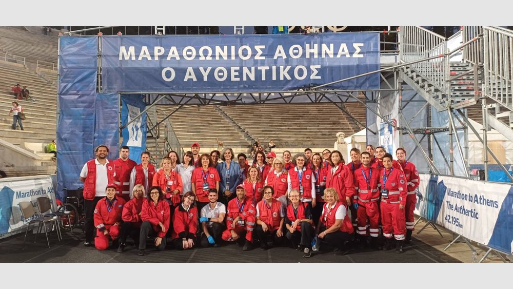 Ο Ελληνικός Ερυθρός Σταυρός έδωσε βροντερό και δυναμικό παρόν στον 40ο Αυθεντικό Μαραθώνιο Αθήνας