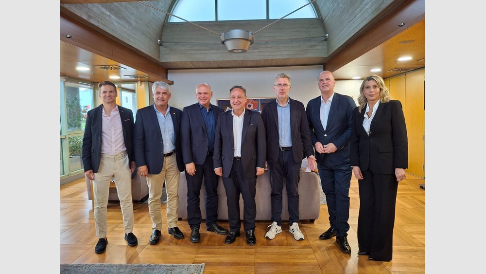Συνεργασία κυβέρνησης και TUI για την τουριστική ανάπτυξη Θεσσαλονίκης και Λήμνου