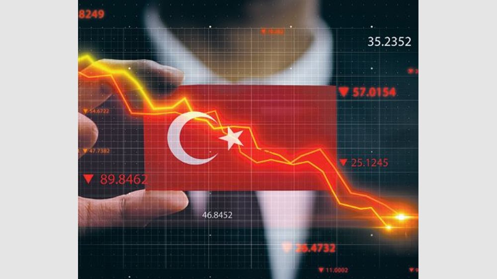 Τουρκία: Καταρρέει η λίρα, στο χείλος νέας νομισματικής κρίσης
