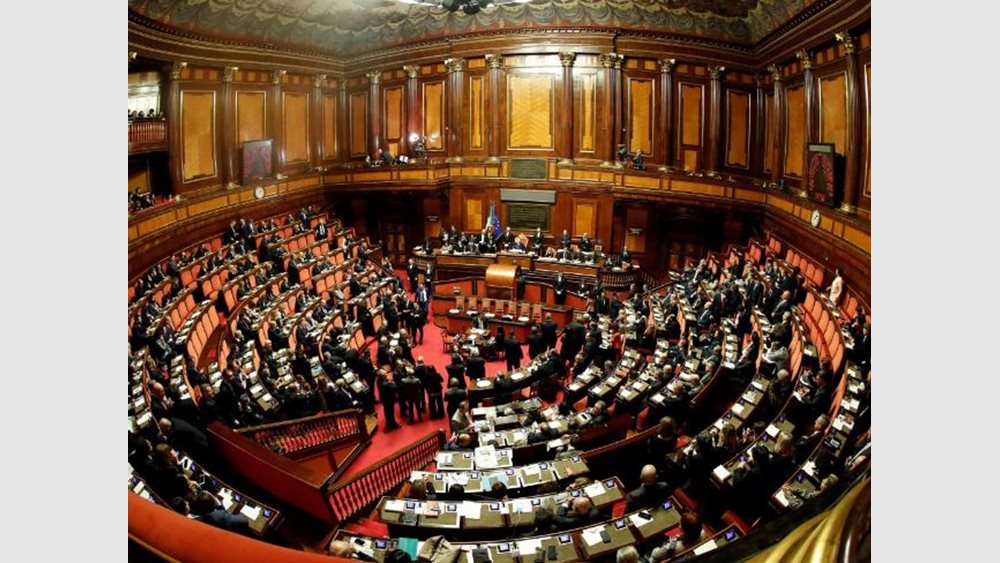 Ιταλία: Η απόκτηση παιδιών πρέπει να είναι η κύρια αποστολή των γυναικών, λέει η γερουσιαστής Μενούνι του κυβερνώντος κόμματος