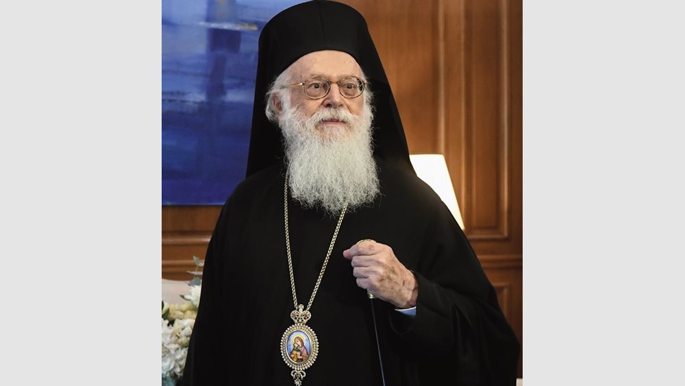 Αρχιεπίσκοπος Αλβανίας Αναστάσιος: Ραγδαία επιδείνωση της υγείας του, διασωληνωμένος στη ΜΕΘ