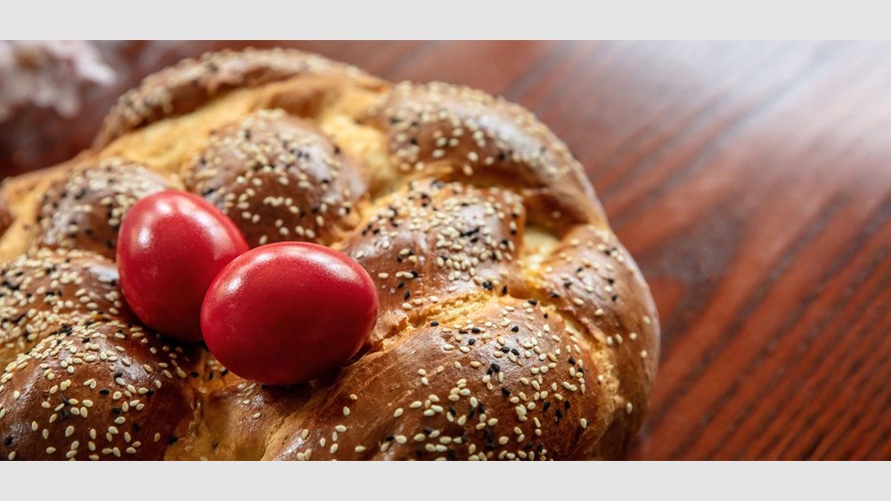 Πασχαλινό τραπέζι: Πόσες θερμίδες έχουν τα πασχαλινά εδέσματα