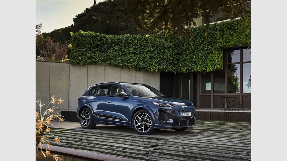 Το νέο Audi Q6 e-tron φέρνει την επόμενη γενιά ηλεκτρικών (εικόνες)