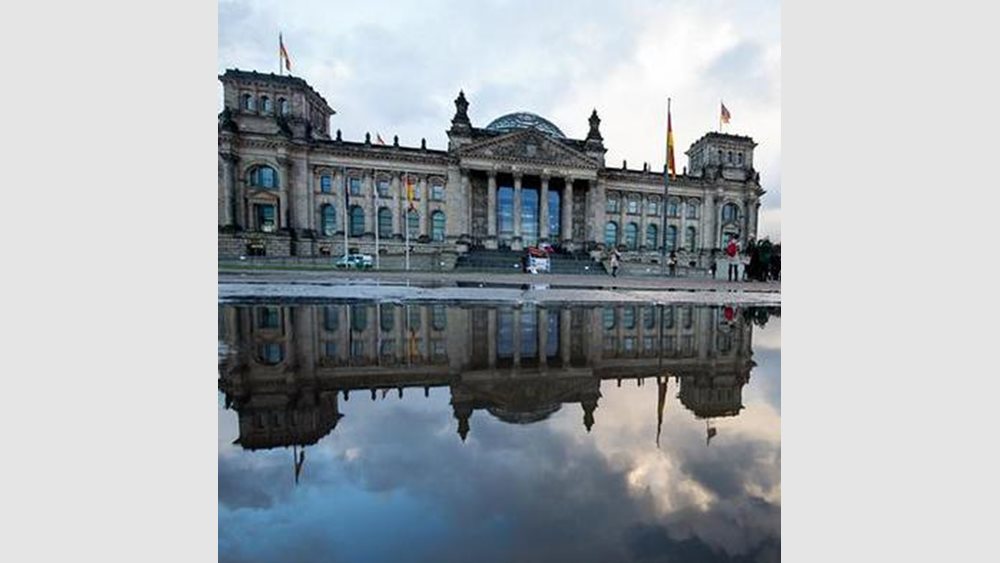 Βερολίνο: Το Eurogroup είναι αυτό που αποφασίζει