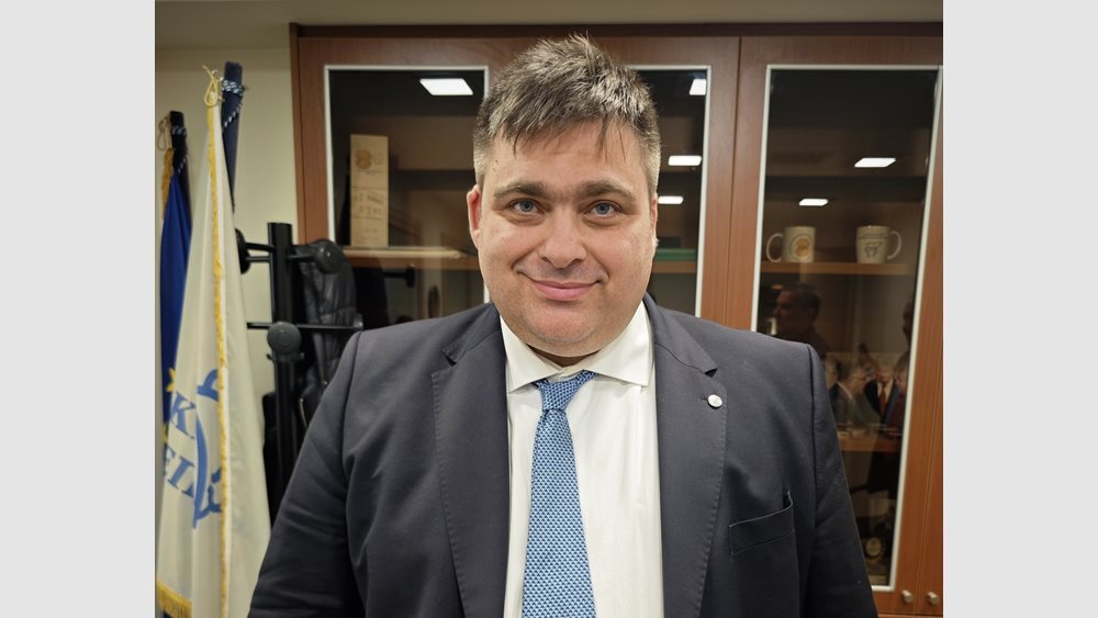 Νέος πρόεδρος της ΚΕΕΕ ο Γ. Βουτσινάς - Επικράτησε του Γ. Μπρατάκου