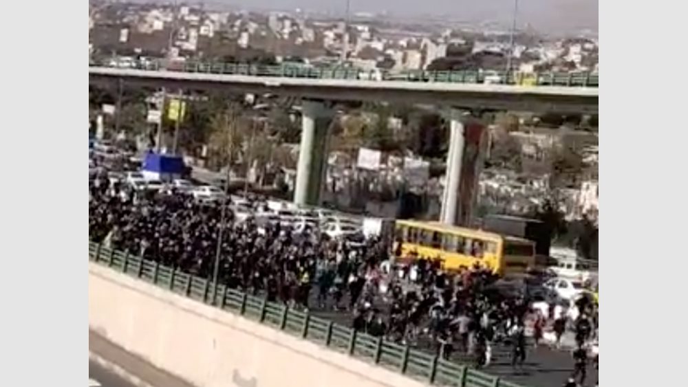 Ιράν: Νέες διαδηλώσεις σε όλη τη χώρα για την &quot;Ματωμένη Παρασκευή&quot;