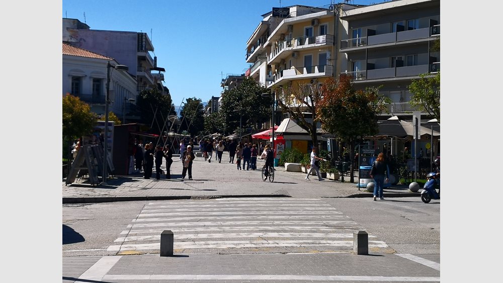 Μείζον πρόβλημα η στέγη για τα νέα ζευγάρια - Επηρεάζει τον αριθμό παιδιών που αποκτούν