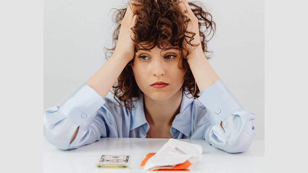 Αυτός είναι ο μισθός που λένε οι Αμερικανοί ότι χρειάζονται για να αισθάνονται οικονομικά ασφαλείς