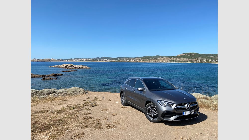 Οδηγούμε τη νέα Mercedes-Benz GLA 200