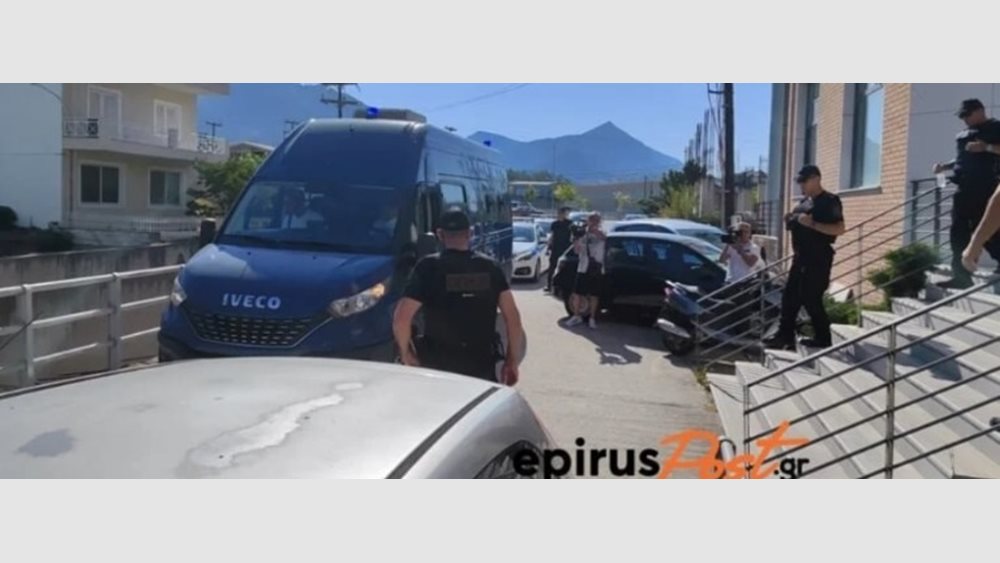 Μαυρομμάτι Θεσπρωτίας: Ξηλώθηκε ολόκληρο το τελωνείο - Κυριακή και Δευτέρα απολογούνται οι 14 κατηγορούμενοι