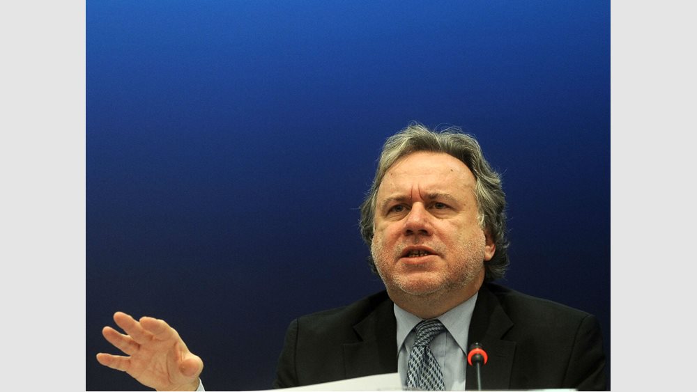 Συνταξιοδοτικό: Έσχατη &quot;γραμμή άμυνας&quot; τα €1300