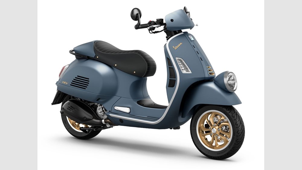 Oι νέες Vespa Officina 8 και τα αξεσουάρ που τις συνοδεύουν