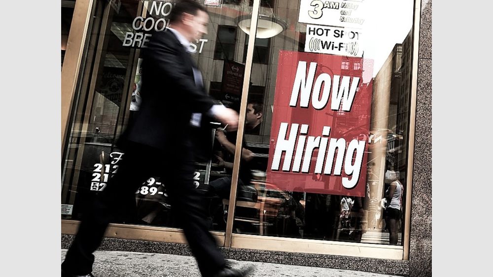 Γιατί δεν αυξάνονται αρκετά οι θέσεις εργασίας - Ο ρόλος των επιδομάτων