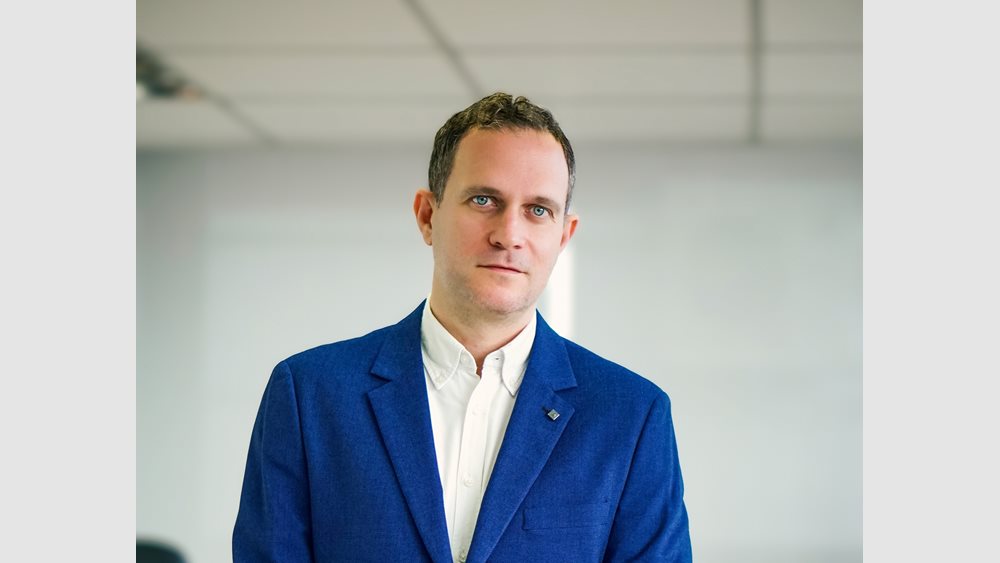 Γ. Κραββαρίτης (KRV): Η αγορά των ΑΠΕ τρέχει με δύο ταχύτητες – Εμείς προοδεύουμε με εξωστρέφεια και δημιουργικές λύσεις