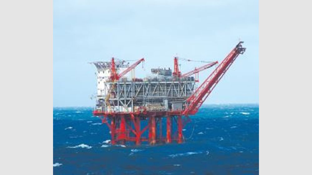 Πτώση για το αργό, εξασθένισε η στήριξη από τη συρρίκνωση των αποθεμάτων των ΗΠΑ