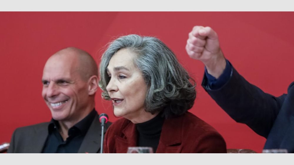 ΜέΡΑ25: Επεισοδιακή αποχώρηση της Σ. Σακοράφα - Ο Γ. Βαρουφάκης ζήτησε τη διαγραφή της λόγω &quot;διαπλοκής&quot;