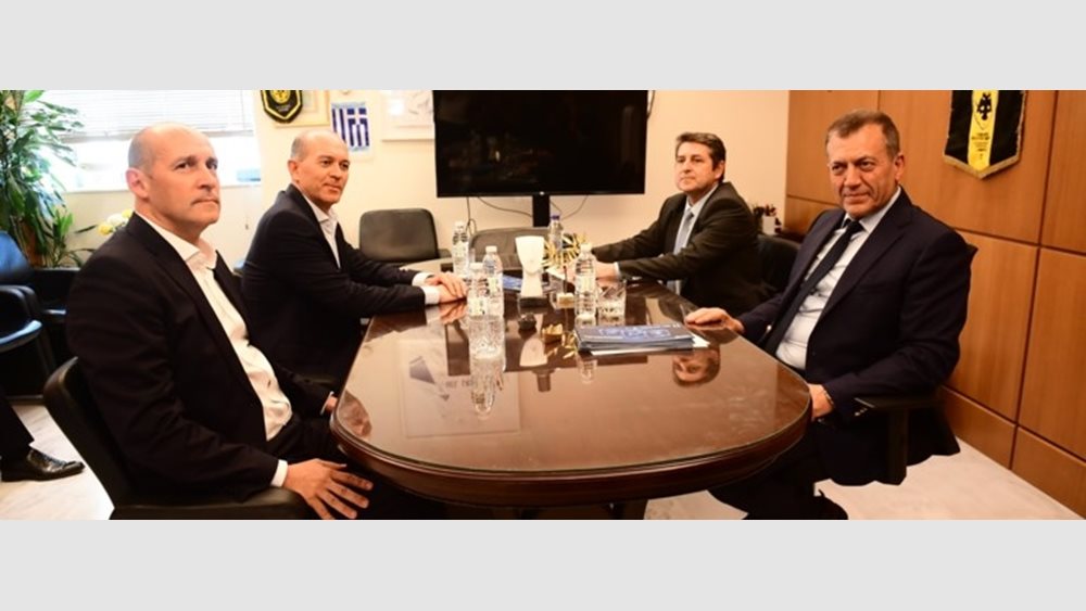 Στον Βρούτση οι Αγγελόπουλοι: &quot;Απαράδεκτος ο Γιαννακόπουλος, δεν δεχόμαστε καμία εξομοίωση μαζί του, δεν είμαστε ίδιοι&quot;