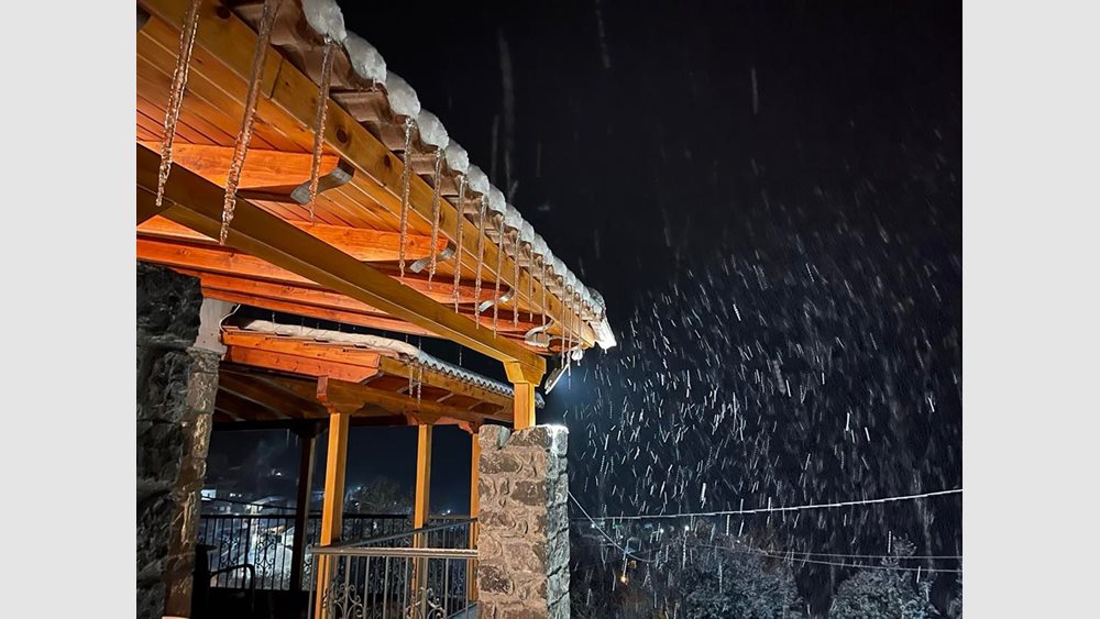 Έντονη χιονόπτωση στη Δυτική Μακεδονία