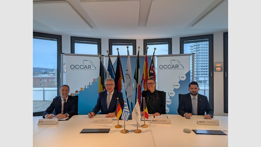 THEON: Συμφωνία-μαμούθ €1 δισ. για την προμήθεια 100.000 συστημάτων νυχτερινής όρασης στη Γερμανία