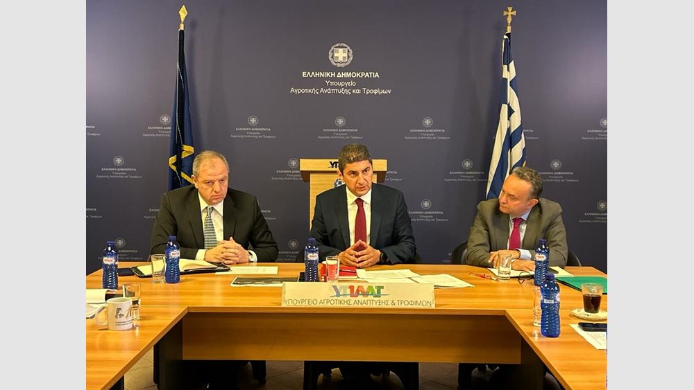 Λ. Αυγενάκης: Στις 12 το μεσημέρι πιστώνονται 16,5 εκατ. ευρώ προκαταβολές για τους κτηνοτρόφους της Θεσσαλίας